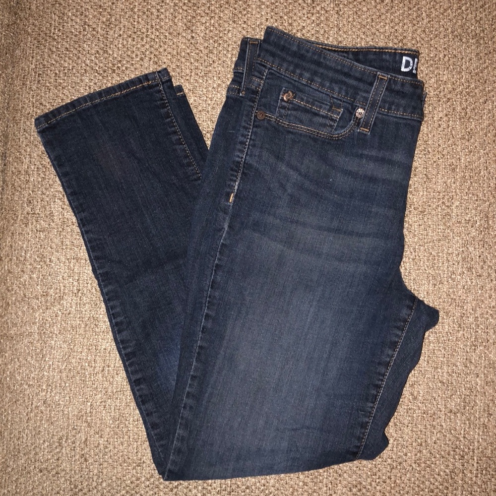 Levi Denizen Modern Straight Crop Size 8 Jeans